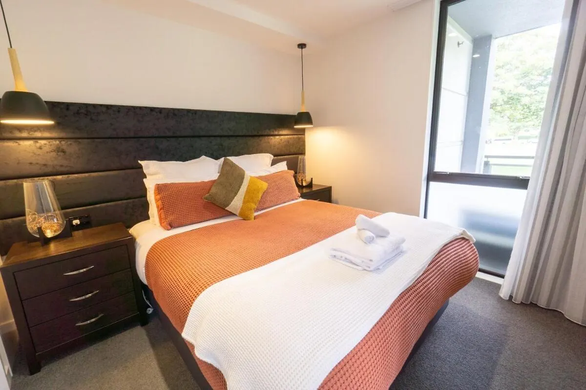 Apartment Touch of Class CBD, free park Christchurch New Zealand
